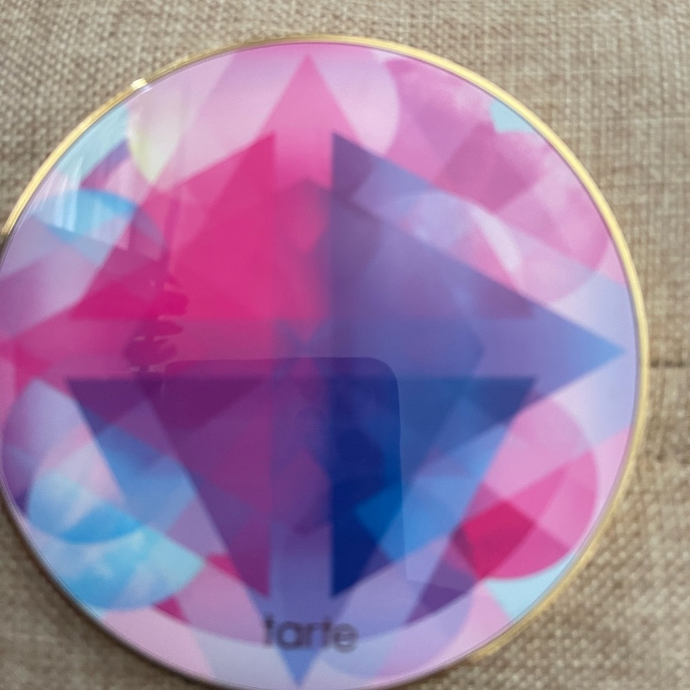 USED Make believe in it eyeshadow pallet TARTE